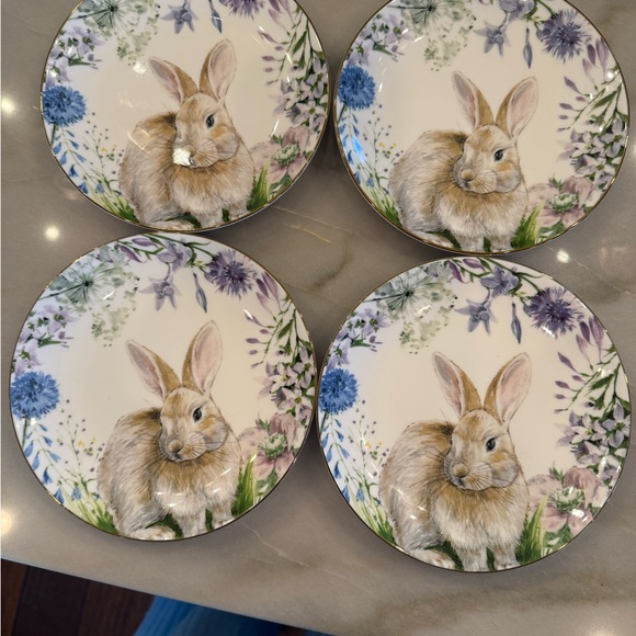 Williams Sonoma Botanical Rabbit Dessert Plates - Picture 2 of 3